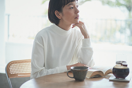 【一般医療機器】Recoverypro Lab. 疲労回復ウェア『大人のおしゃれ手帖監修』ロングチュニックレディース フリーサイズ OFF WHITE