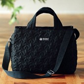 nano universe 10 Pockets 軽量キルティングショルダーバッグBOOK