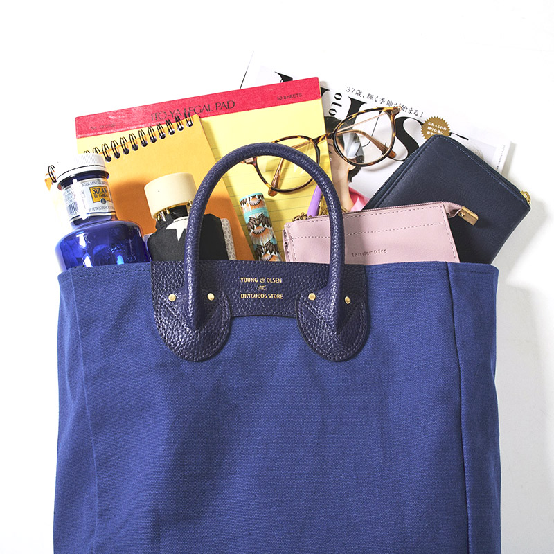 YOUNG  OLSEN The DRYGOODS STORE PACKABLE BAG BOOK NAVY SPECIAL PACKAGE  ver.│宝島社の公式WEBサイト 宝島チャンネル