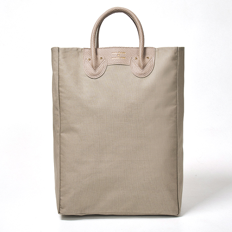 YOUNG & OLSEN The DRYGOODS STORE PACKABLE BAG BOOK BEIGE