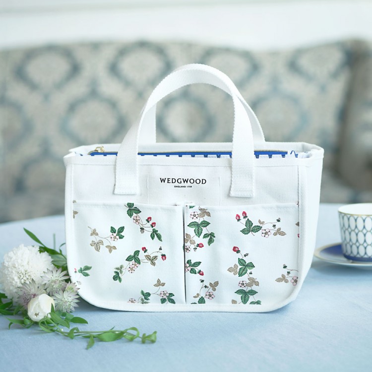 WEDGWOOD Special Book -Limited Package-│宝島社の公式WEBサイト 