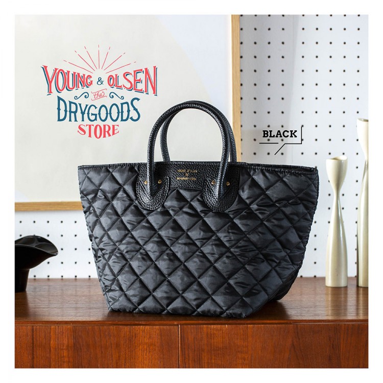 Young Olsen The Drygoods Store Quilting Bag Book Black 宝島社の公式webサイト 宝島チャンネル