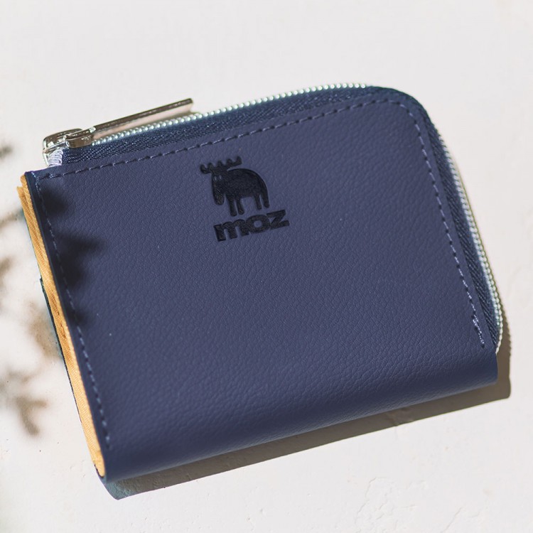 moz 整理上手な牛革コンパクト財布BOOK NAVY ver.│宝島社の公式WEBサイト 宝島チャンネル