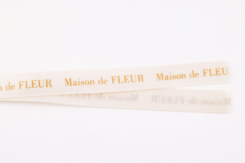Maison de FLEUR BOOK マルチケース付き NAVY│宝島社の公式WEBサイト 