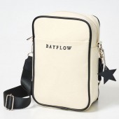 【SALE】BAYFLOW ペットボトルがタテに入る！ LOGO SHOULDER BAG BOOK IVORY special package