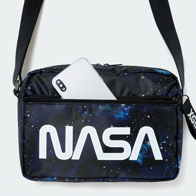 NASA SHOULDER BAG BOOK presented by X-girl│宝島社の通販 宝島 ...