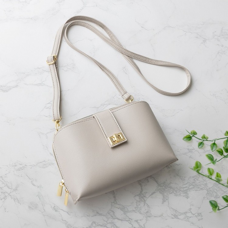 ＜SALE＞NATURAL BEAUTY BASIC ターンロック3層ショルダーバッグBOOK